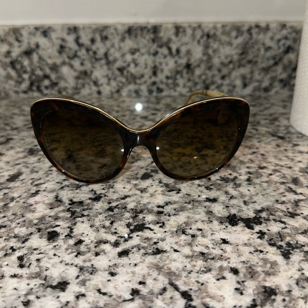 Dolce & Gabbana Cat eye shades